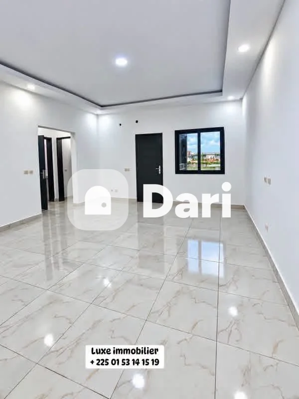 Appartement 3 pièces à Cocody Angré