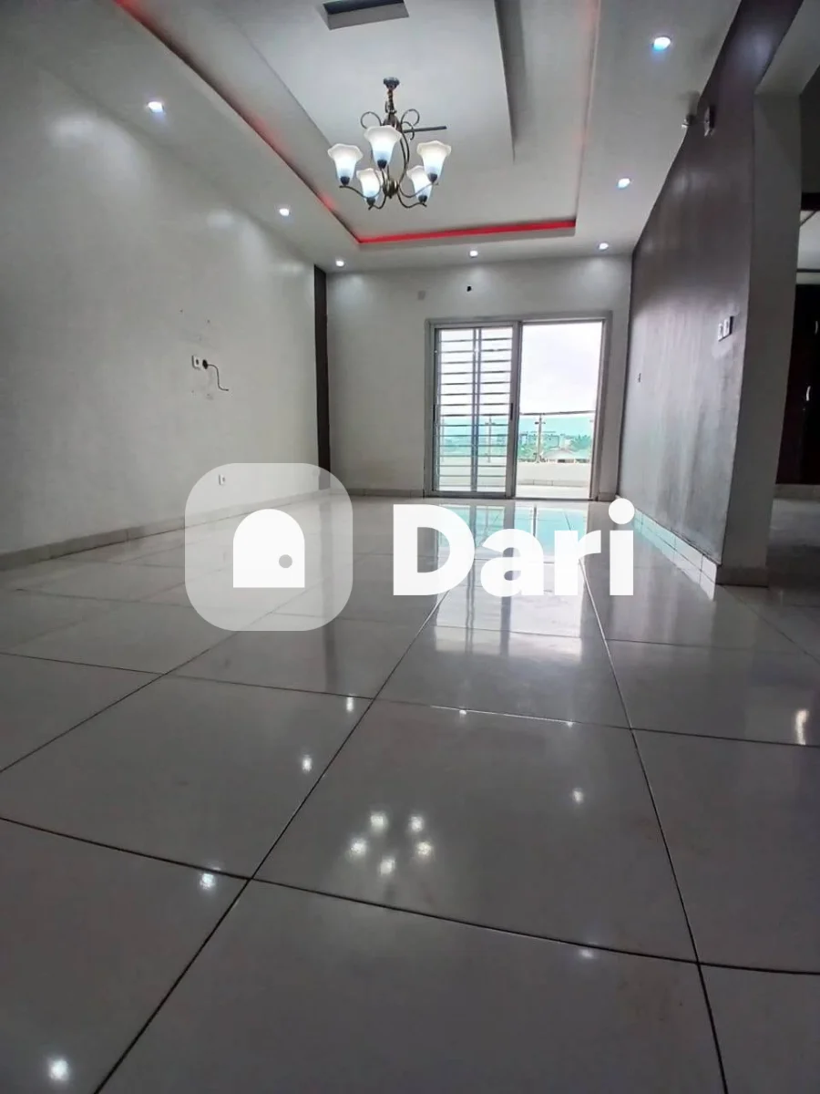 Appartement 4 pièces au rez-de-chaussée à Cocody Riviera Palmeraie