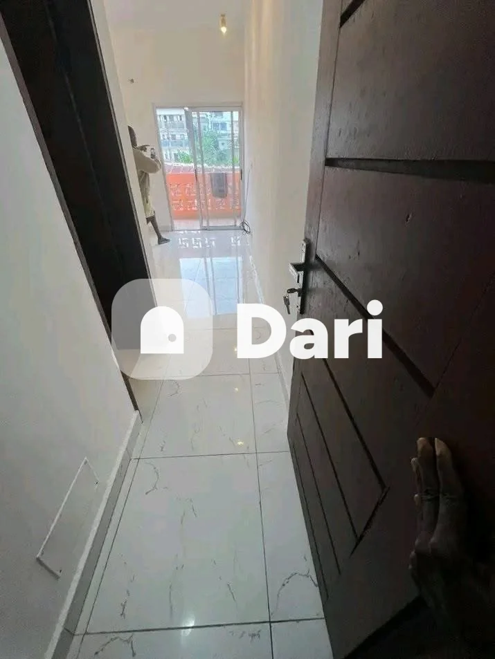 Studio avec balcon à Bingerville