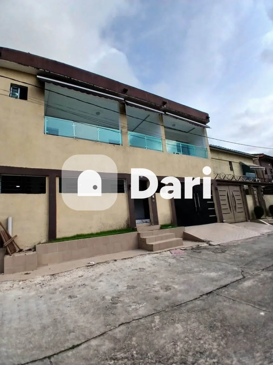 Appartement 6 pièces avec dépendance autonome à Cocody Angré
