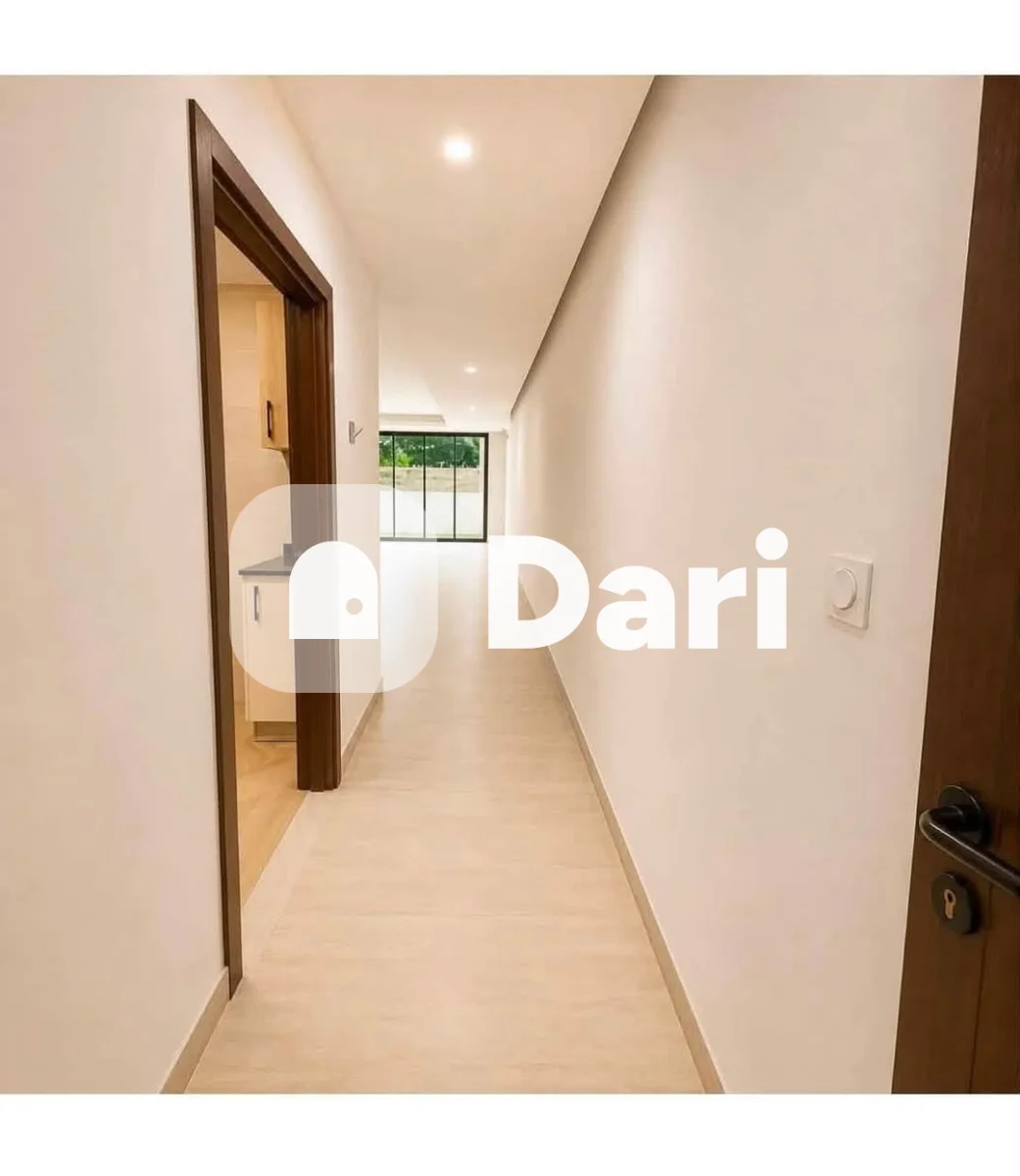 Appartement 3 pièces haut standing à Angré 8e tranche