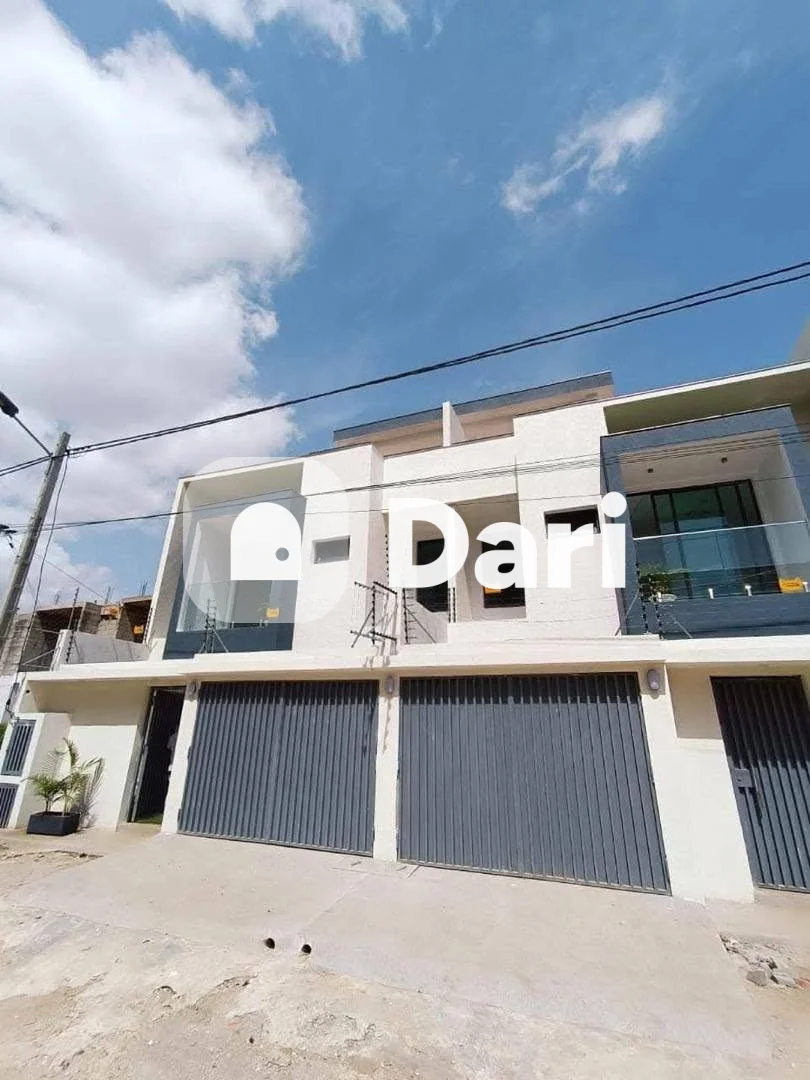 Triplex 5 pièces haut standing à Angré Nouveau CHU