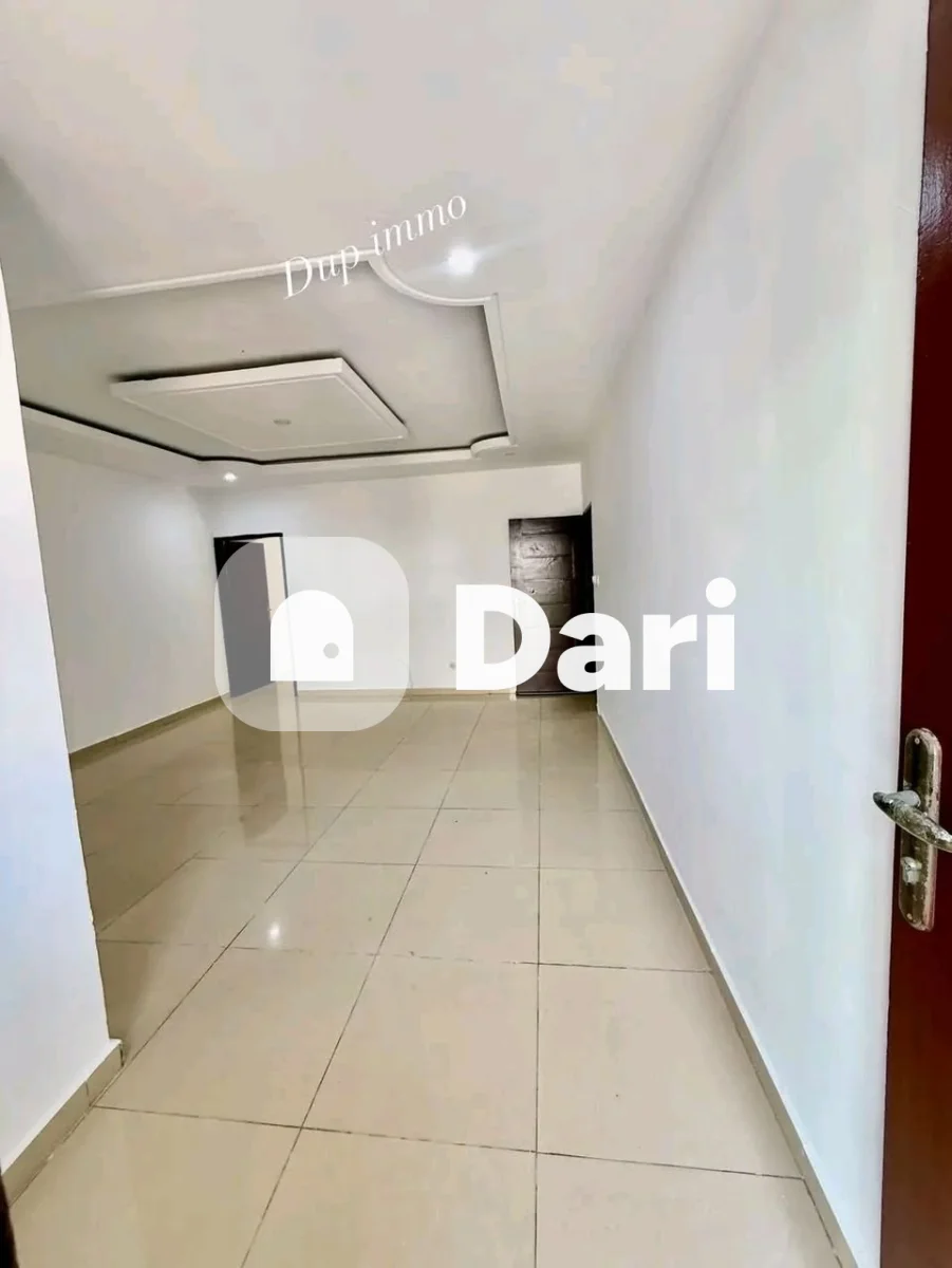 Appartement 2 pièces à Riviera Bonoumin