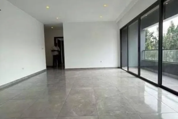 Appartement 4 pièces haut standing à Riviera Triangle