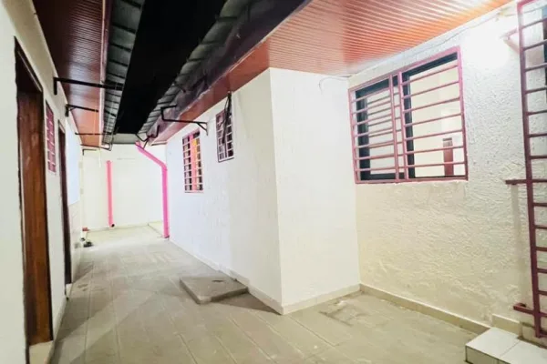 Villa 4 pièces avec garage à Bingerville