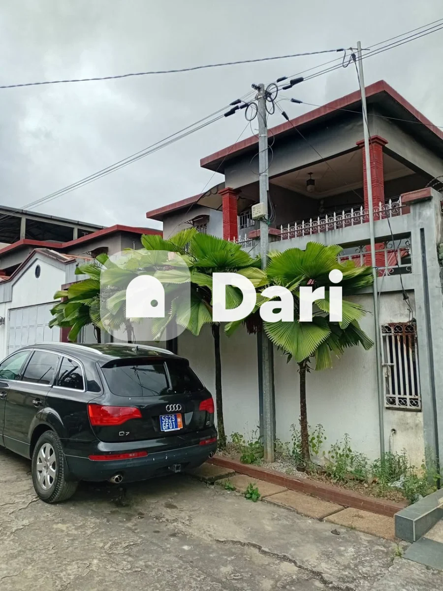 Grande villa duplex 7 pièces à Angré 8e tranche