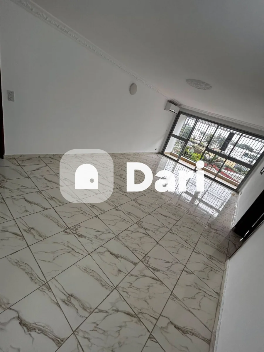 Appartement 3 pièces à Deux-Plateaux