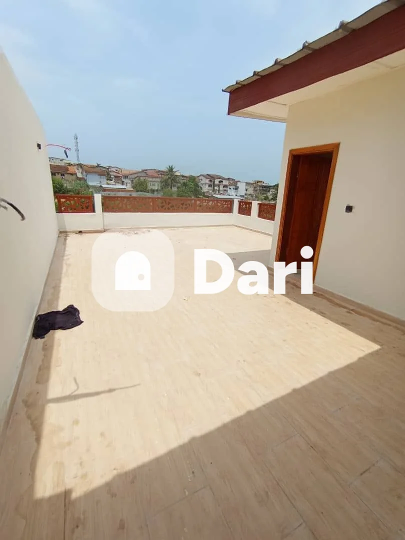 Duplex 6 pièces à Fékessé