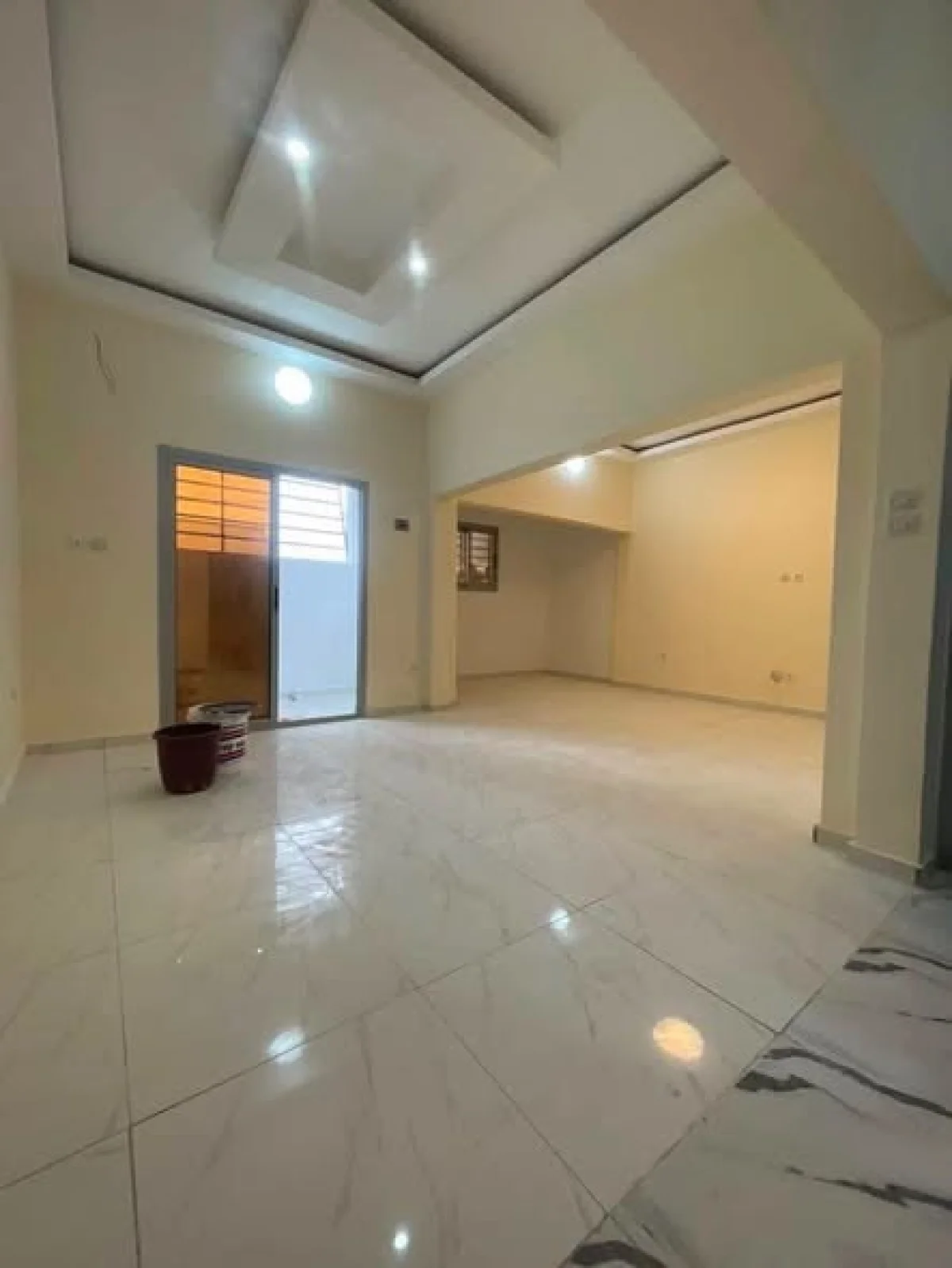 Appartement 2 pièces au rez-de-chaussée à Angré CHU