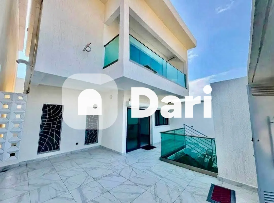 Villa triplex 9 pièces à Riviera Palmeraie