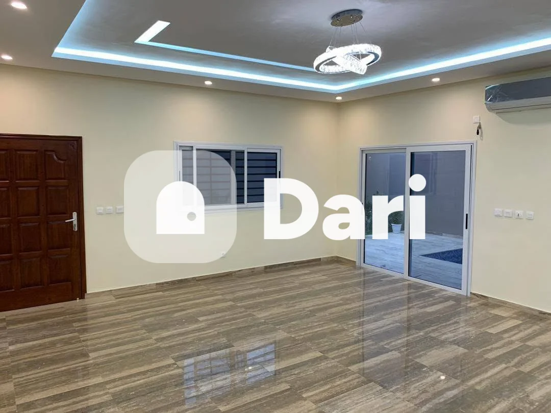 Duplex 8 pièces avec piscine à Angré 8e tranche