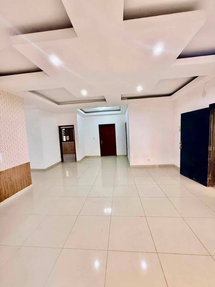 Appartement 3 pièces haut standing à Bingerville Addoha