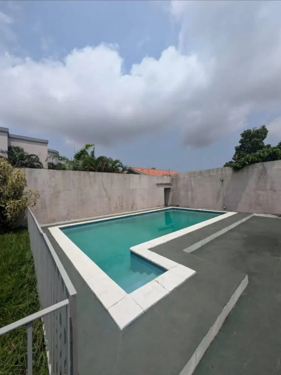 Villa duplex 7 pièces à Riviera Golf