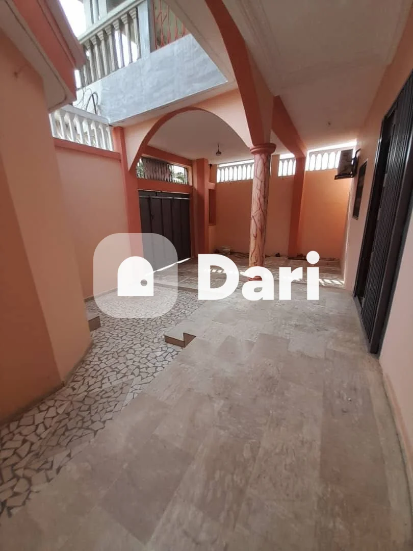 Villa 4 pièces avec dépendance à Cocody Riviera 4