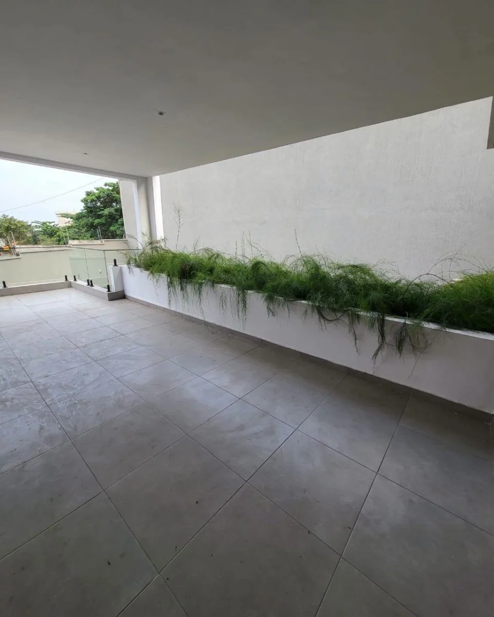 Villa duplex F5 neuve avec piscine à Cocody Riviera 3