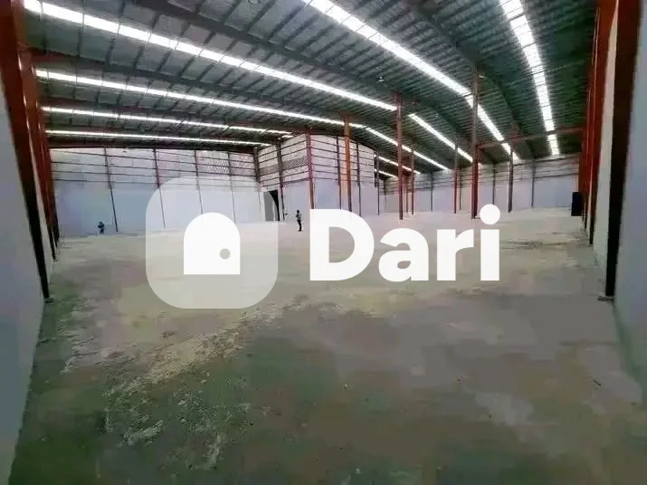 Entrepôt à louer à Koumassi