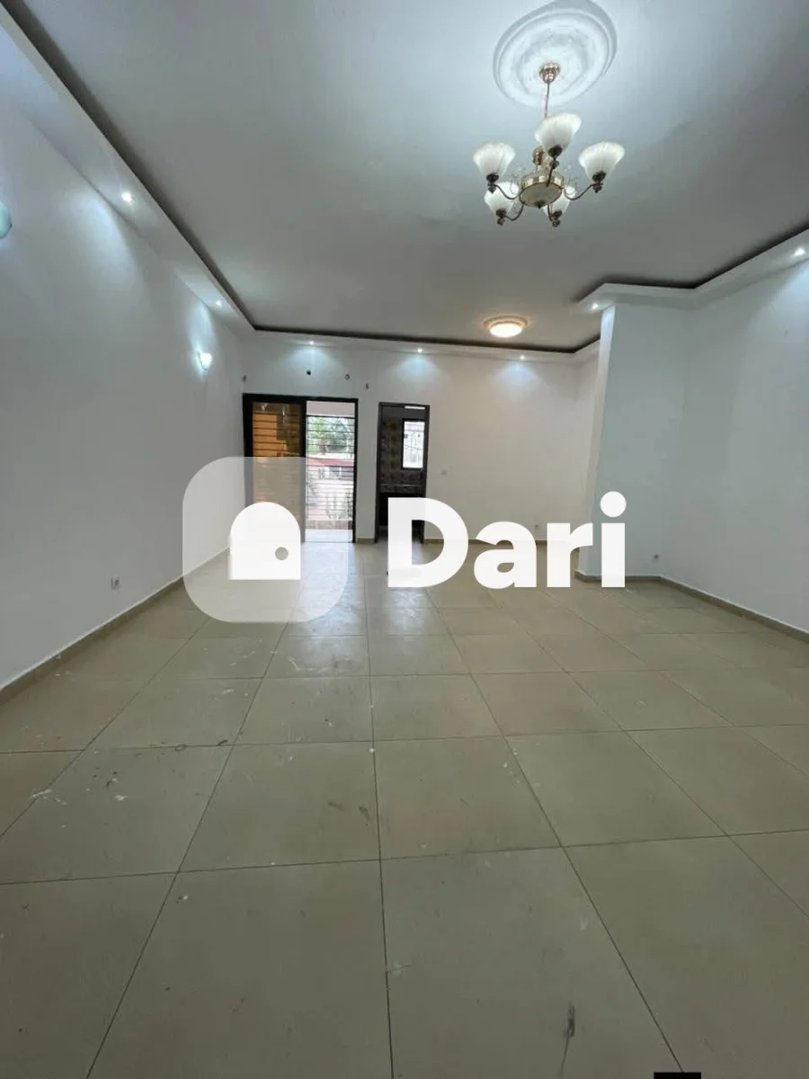 Appartement 3 pièces spacieux à Bingerville centre ville