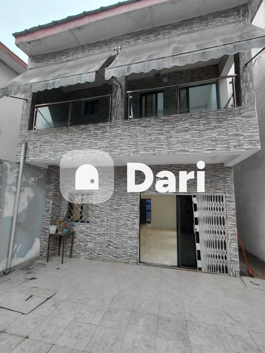 Duplex 5 pièces à louer à Cité Sir