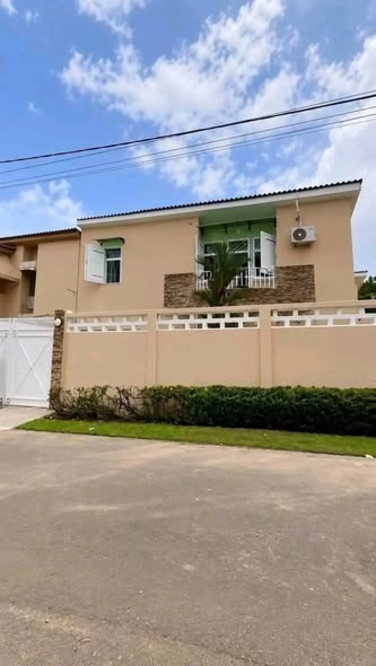 Villa duplex 4 pièces à Cité Rosier