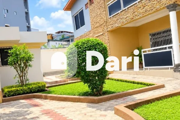 Duplex 7 pièces avec indépendante à Angré Chû Golgotah