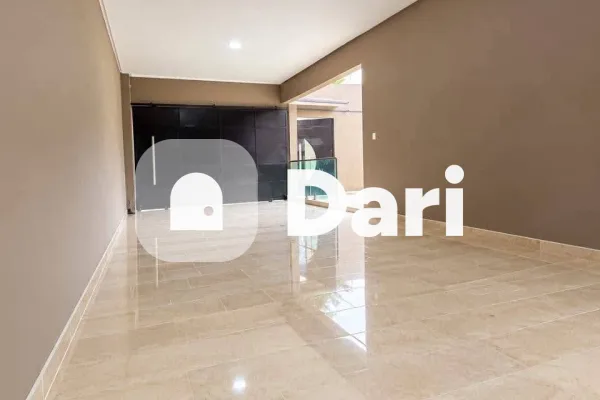 Villa duplex 8 pièces avec piscine à Angré 8e tranche