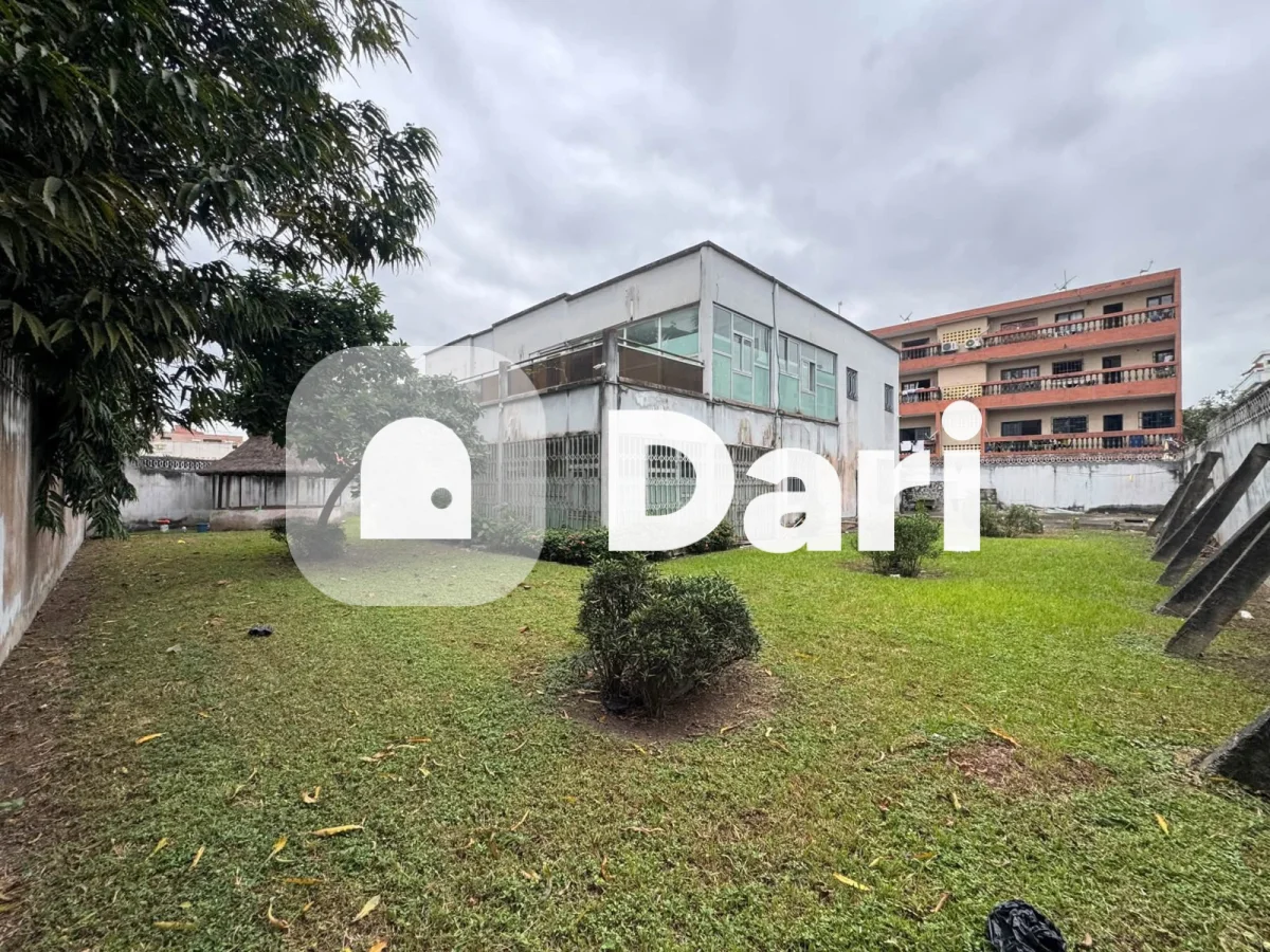 Villa duplex 13 pièces à Deux-Plateaux 7e tranche
