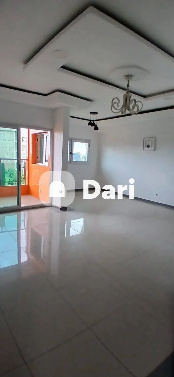 Appartement 3 pièces à Angré, parking et vidéosurveillance