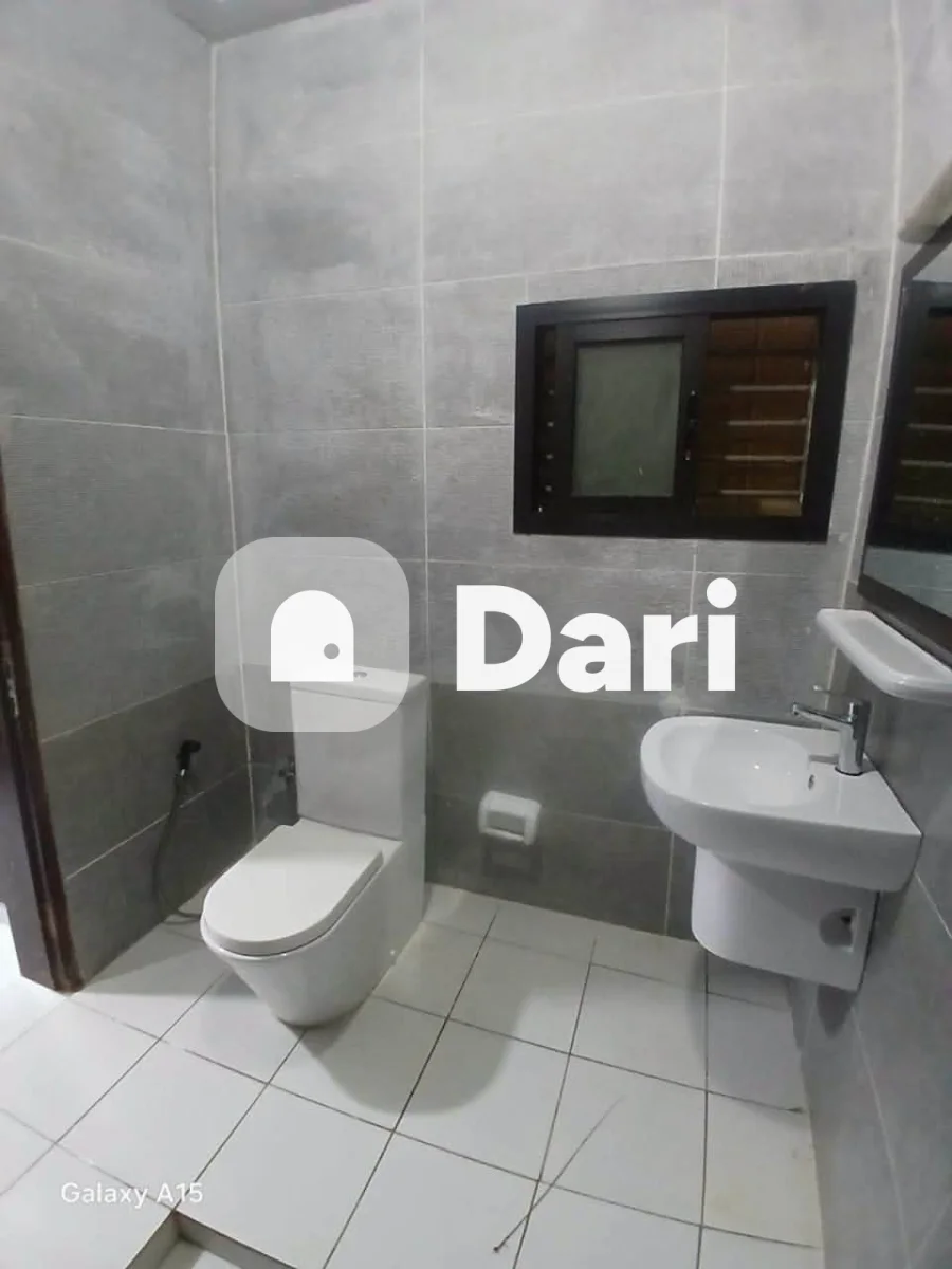 Appartement 4 pièces haut standing à Bingerville, Cité Laurier 18