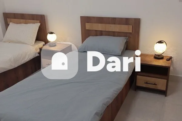 Appartement 4 pièces avec 3 chambres autonomes à Zone 4