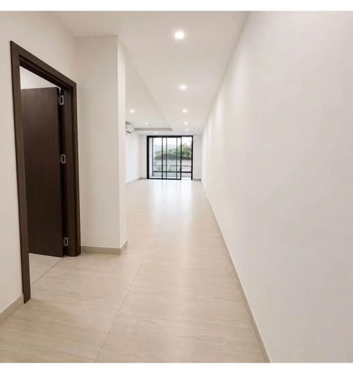 Appartement 4 pièces haut standing à Angré 8e tranche