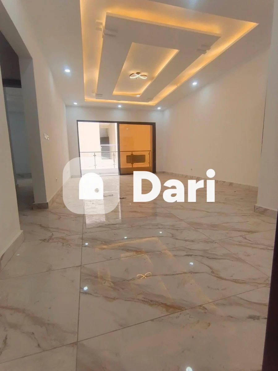 Appartement 3 pièces neuf avec balcon et parking à Route Abata