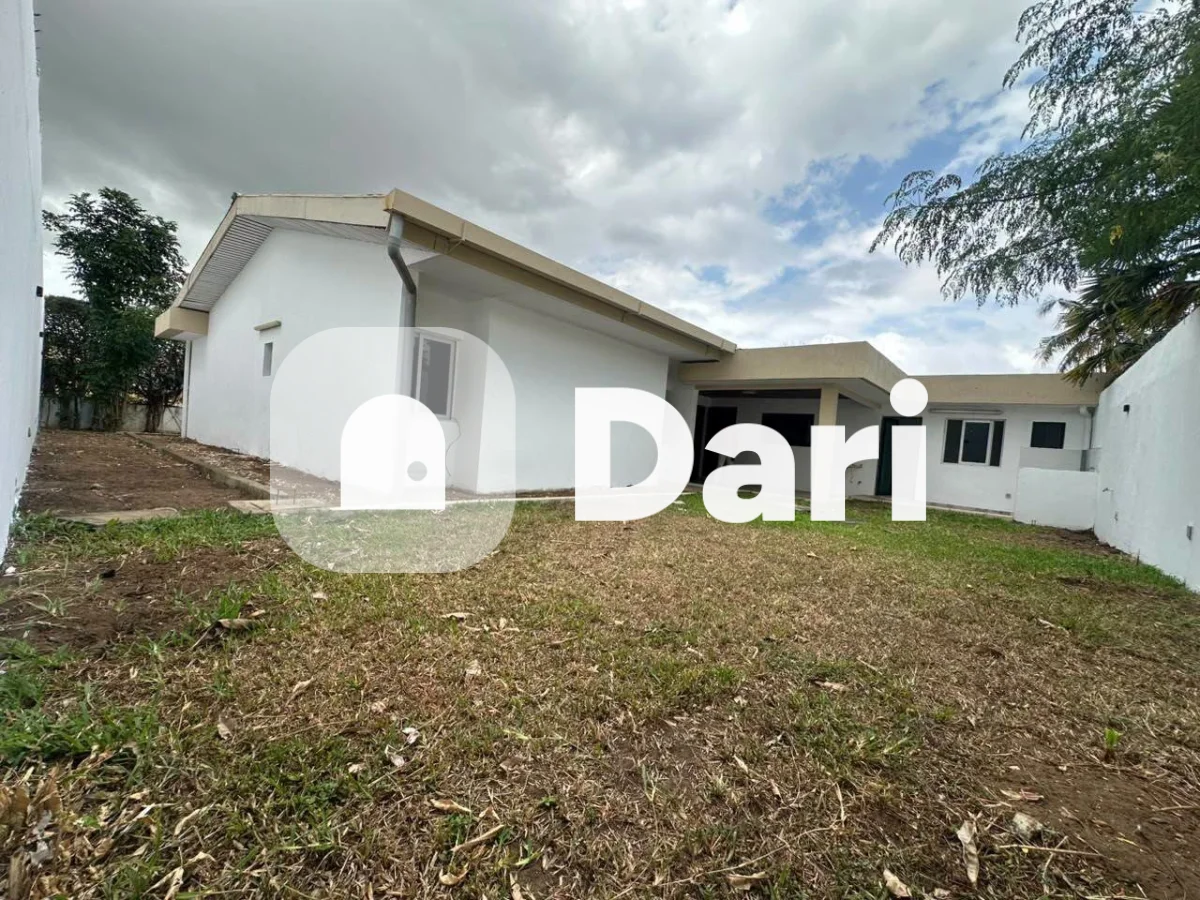 Villa 4 pièces avec dépendance à Riviera 3