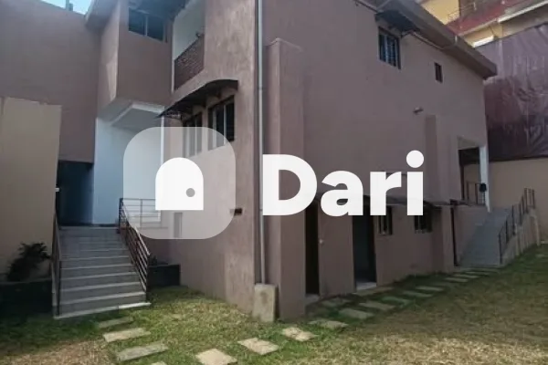 Villa triplex à Bingerville, La Baie des Iris