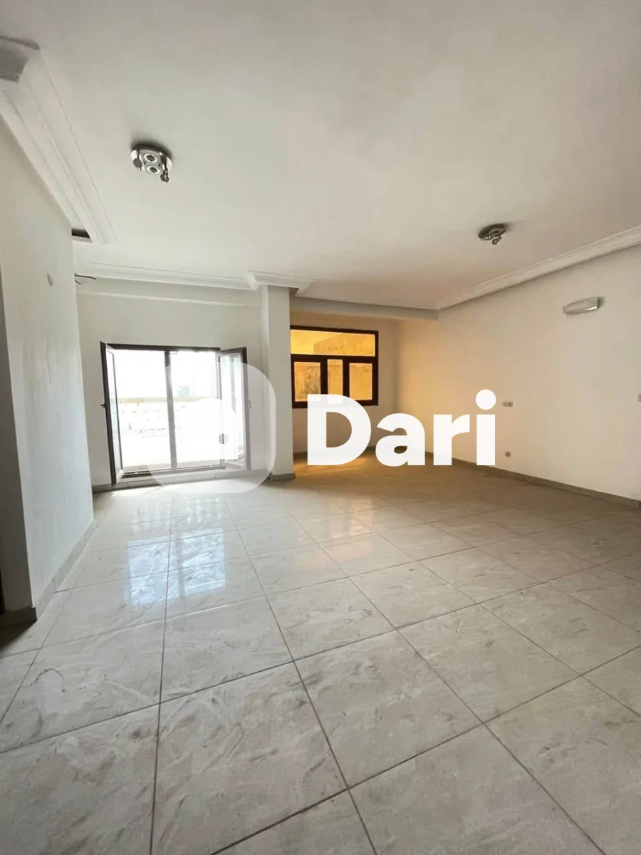 Appartement 5 pièces de standing à Angré 22e tranche