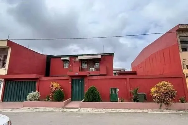 Villa duplex 4 pièces avec dépendance à Angré, Cocody