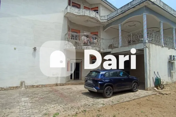 Duplex 10 pièces à la Riviera 3, bureaux et habitation