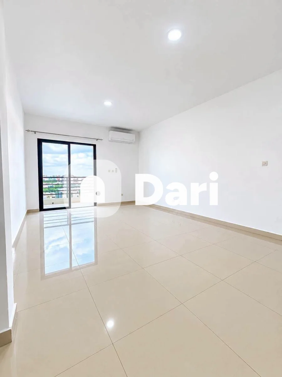 Appartement 3 pièces à Angré, 315 000 F