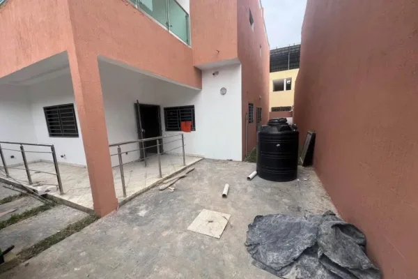 Triplex 6 pièces à louer à Bingerville Anyama