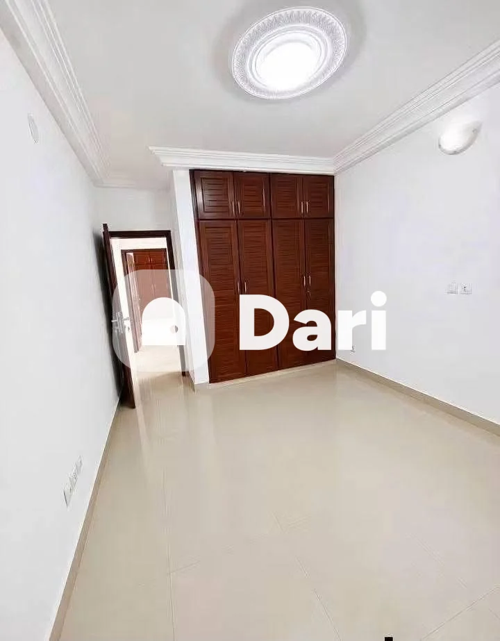 Appartement 4 pièces à Angré 8e tranche