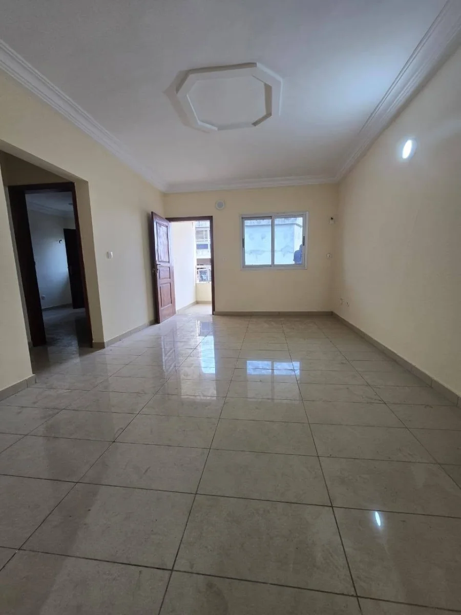 3 pièces chambres autonomes à Bingerville