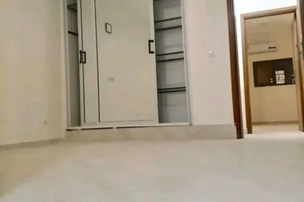 Appartement 4 pièces haut standing à Cocody Angré 9e tranche