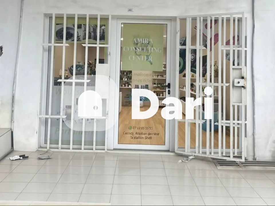 Magasin à louer à Palmeraie Guiraud
