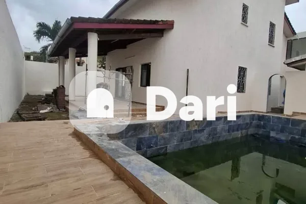 Villa duplex 6 pièces avec piscine à Cocody Angré