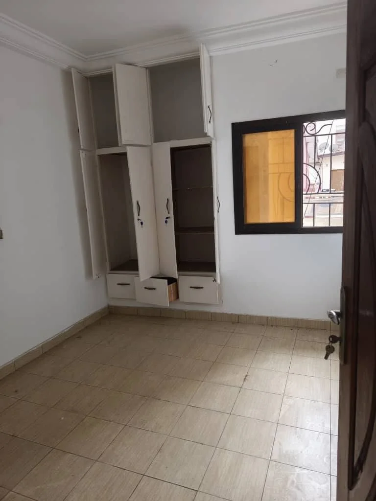 Appartement 4 pièces à Cocody Angré 8e tranche