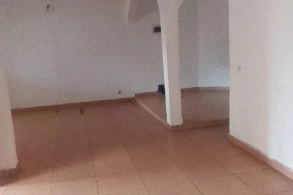 Villa duplex 6 pièces avec garage à Riviera Bonoumin