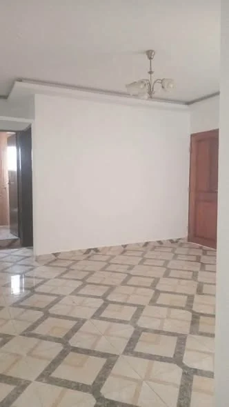 Appartement 2 pièces avec balcon à Riviera Bonoumin