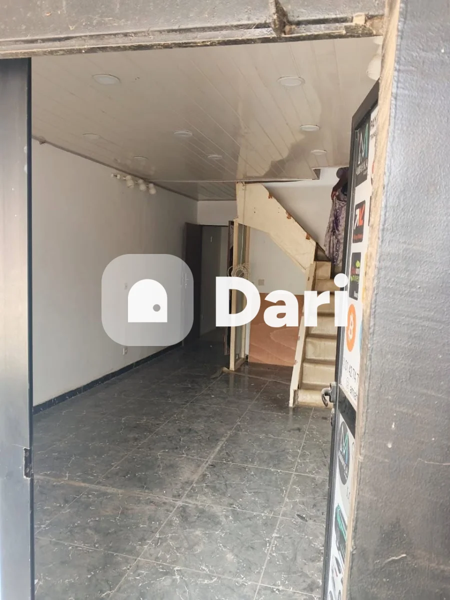 Magasin en mezzanine à louer à Riviera Palmeraie
