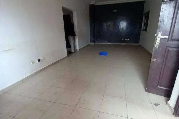 Appartement 3 pièces à Faya cité Sir