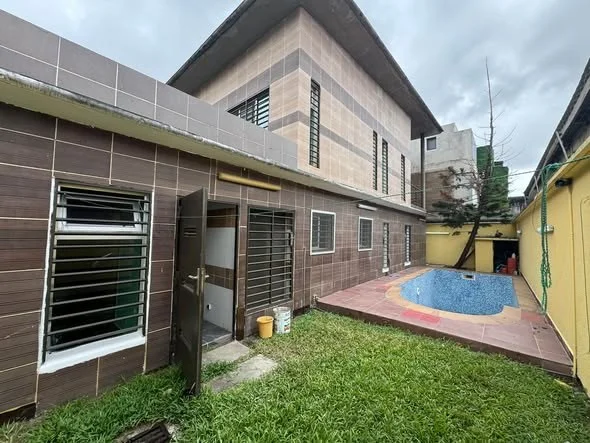 Villa duplex 5 pièces avec piscine à Riviera 3