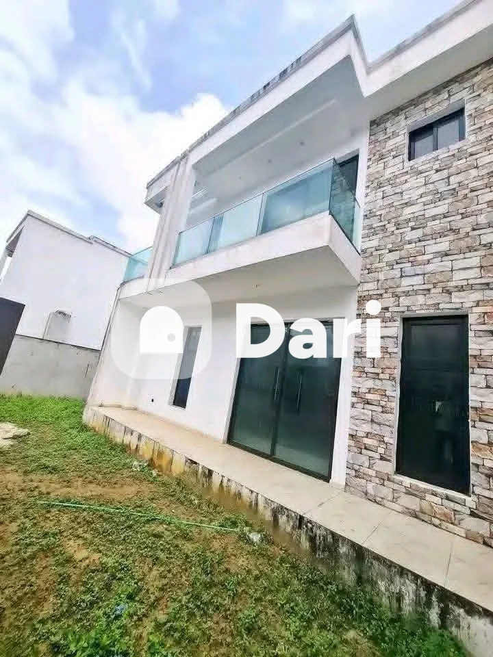 Villa duplex 6 pièces haut standing à Bingerville
